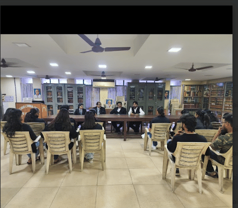 L J Institute of Media and Communications Ahmedabad Court visit 4 photo 1